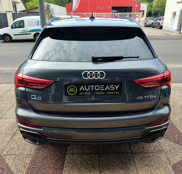 Audi Q3 / 45e 1.4 TFSI / S Line / 1ère Main / Suivi AUDI / 245 PHEV