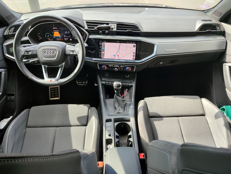 Audi Q3 / 45e 1.4 TFSI / S Line / 1ère Main / Suivi AUDI / 245 PHEV