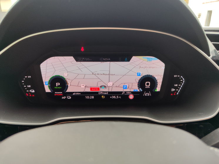 Audi Q3 / 45e 1.4 TFSI / S Line / 1ère Main / Suivi AUDI / 245 PHEV