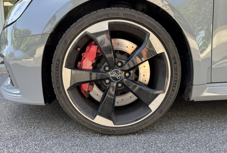 Audi RS3 SPORTBACK 8V2 DAZA 2.5 TFSi 400 Quattro S-Tronic / Toit ouvrant / B&O / Camera / Gris Nardo