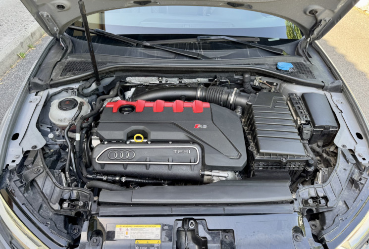 Audi RS3 SPORTBACK 8V2 DAZA 2.5 TFSi 400 Quattro S-Tronic / Toit ouvrant / B&O / Camera / Gris Nardo