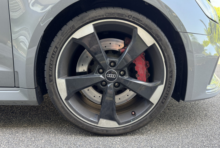 Audi RS3 SPORTBACK 8V2 DAZA 2.5 TFSi 400 Quattro S-Tronic / Toit ouvrant / B&O / Camera / Gris Nardo