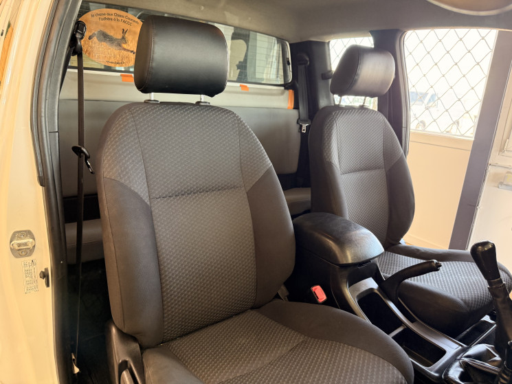 Toyota HILUX Phase 3 2.5 D-4D 16V DPF Xtra cabine Pickup 4WD 144 cv