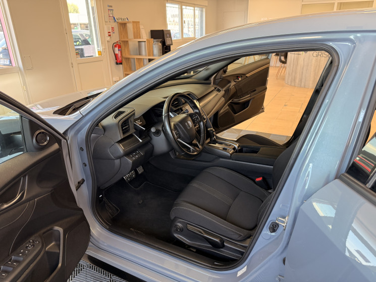 Honda Civic 1.5 i-VTEC TURBO CVT 182 SPORT 