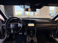 Honda Civic 1.5 i-VTEC TURBO CVT 182 SPORT 