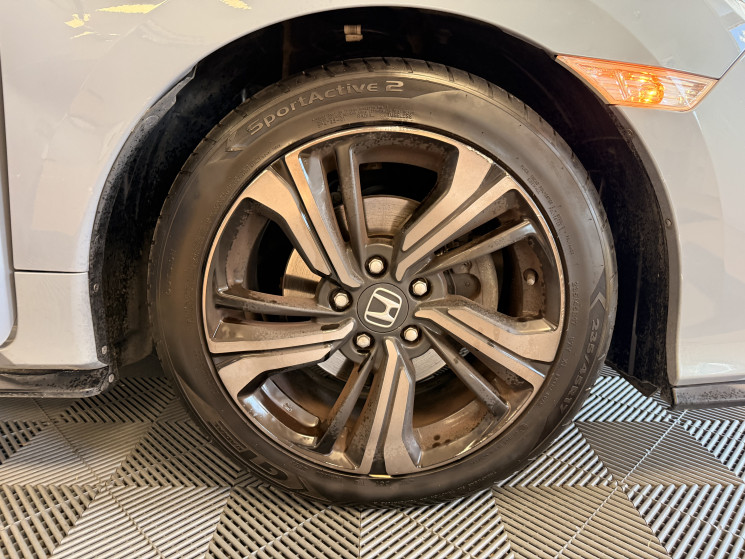 Honda Civic 1.5 i-VTEC TURBO CVT 182 SPORT 