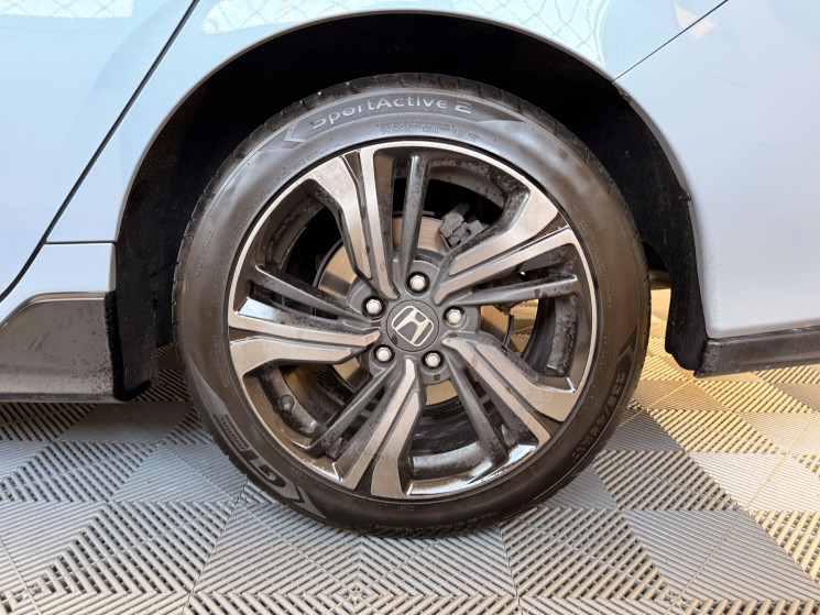 Honda Civic 1.5 i-VTEC TURBO CVT 182 SPORT 