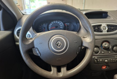 Renault Clio III Société 1.5 DCI ECO 2 75 Phase 2 /ENTRETIEN ET DISTRIBUTION A JOUR