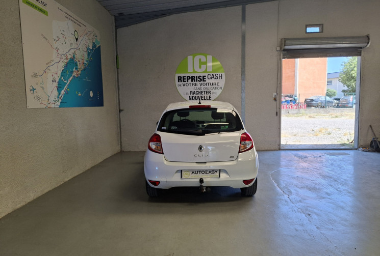 Renault Clio III Société 1.5 DCI ECO 2 75 Phase 2 /ENTRETIEN ET DISTRIBUTION A JOUR