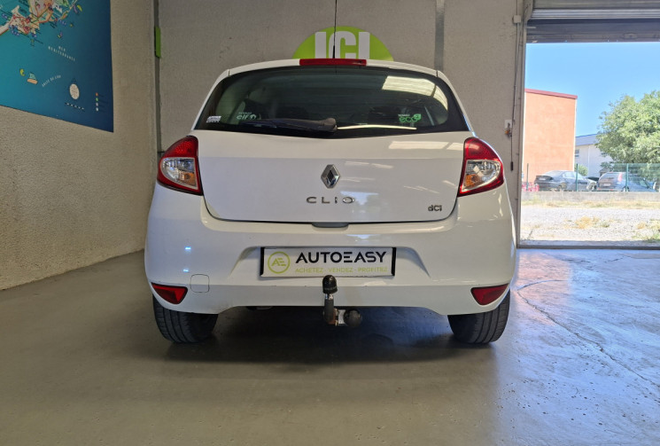 Renault Clio III Société 1.5 DCI ECO 2 75 Phase 2 /ENTRETIEN ET DISTRIBUTION A JOUR