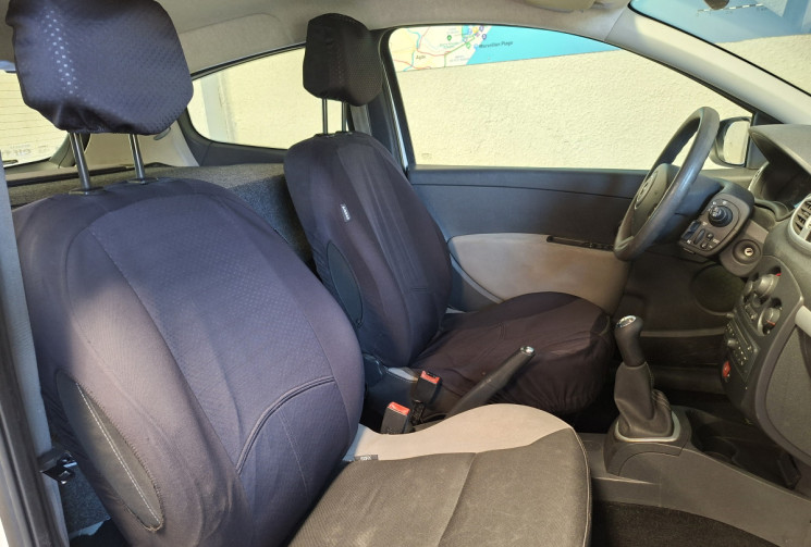 Renault Clio III Société 1.5 DCI ECO 2 75 Phase 2 /ENTRETIEN ET DISTRIBUTION A JOUR