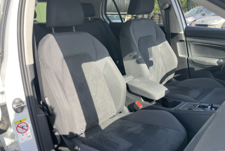 Volkswagen Golf VIII Phase 1 1.5 eTSI 150 ch DSG7 Style