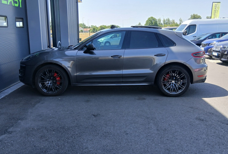 Porsche Macan Turbo 3.6 V6 Turbo AWD PDK 400 cv Pack CARBONE