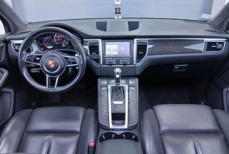 Porsche Macan Turbo 3.6 V6 Turbo AWD PDK 400 cv Pack CARBONE