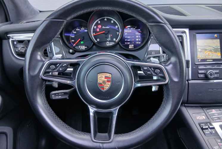 Porsche Macan Turbo 3.6 V6 Turbo AWD PDK 400 cv Pack CARBONE