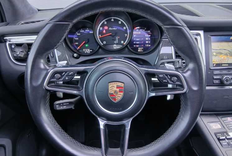 Porsche Macan Turbo 3.6 V6 Turbo AWD PDK 400 cv Pack CARBONE