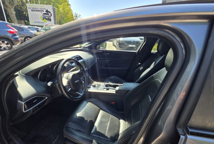 Jaguar XE 2.0D 180CH R-SPORT AWD BVA8 