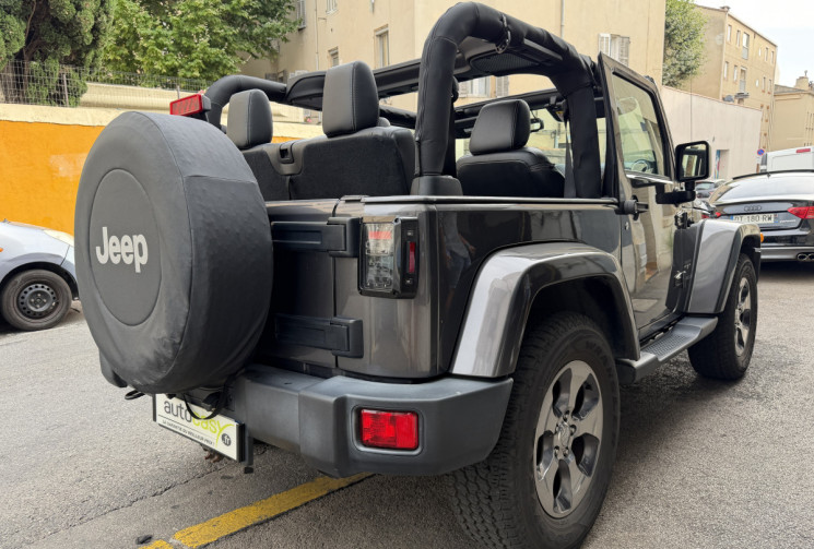Jeep Wrangler 2.8 CRD 16V 4WD S&S 200 cv Boîte auto / SAHARA