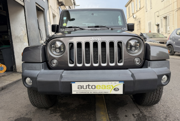 Jeep Wrangler 2.8 CRD 16V 4WD S&S 200 cv Boîte auto / SAHARA