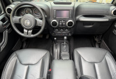 Jeep Wrangler 2.8 CRD 16V 4WD S&S 200 cv Boîte auto / SAHARA