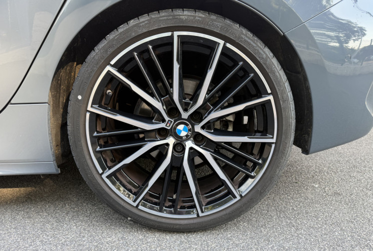 BMW Série 1 118D 150 M Sport DCT7 / Toit ouvrant / Sièges Baquet / Tête haute / Palettes / TVA