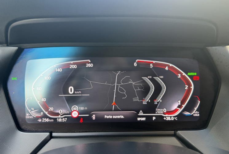BMW Série 1 118D 150 M Sport DCT7 / Toit ouvrant / Sièges Baquet / Tête haute / Palettes / TVA