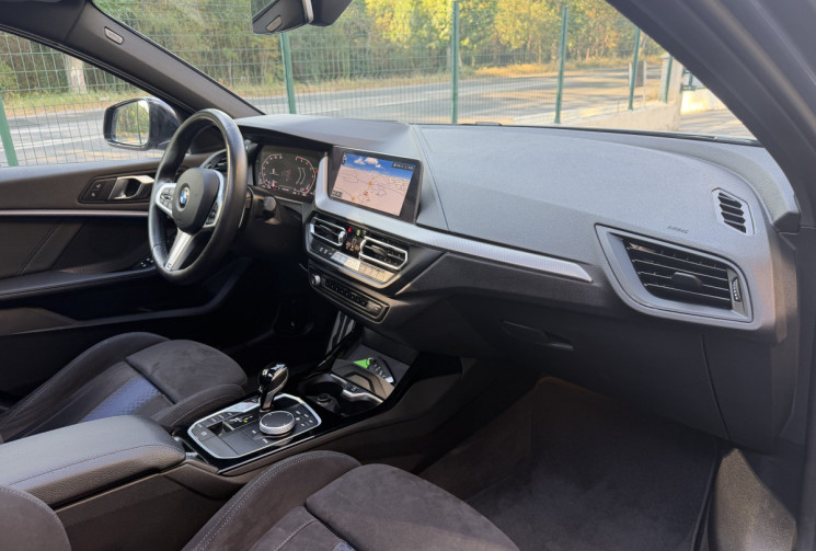 BMW Série 1 118D 150 M Sport DCT7 / Toit ouvrant / Sièges Baquet / Tête haute / Palettes / TVA