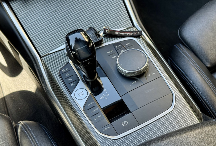 BMW Série 3 M Sport 330e xDrive 2.0 292 Plug in Hybrid Steptronic8 / Full Options / Entretien BMW