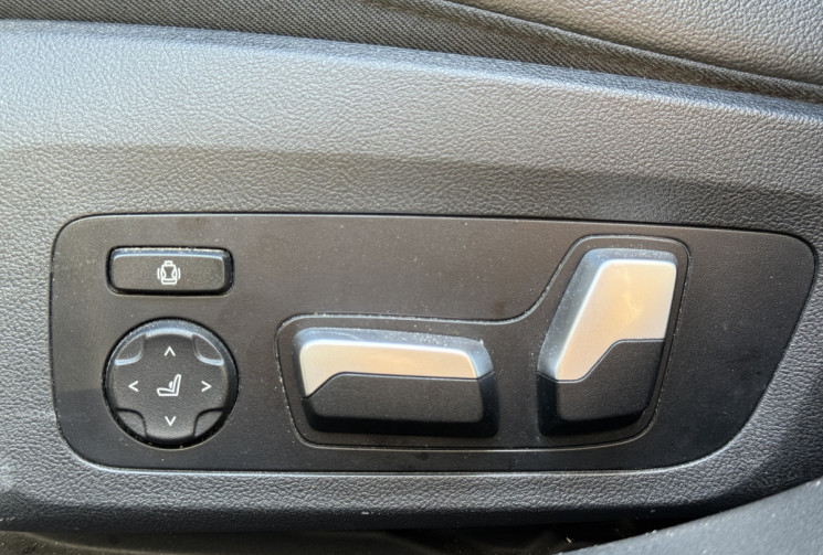 BMW Série 3 M Sport 330e xDrive 2.0 292 Plug in Hybrid Steptronic8 / Full Options / Entretien BMW