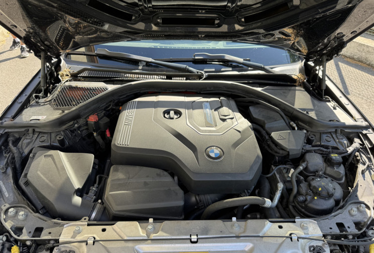 BMW Série 3 M Sport 330e xDrive 2.0 292 Plug in Hybrid Steptronic8 / Full Options / Entretien BMW
