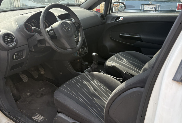 Opel Corsa 1.3 CDTI 75cv Édition 111 / 1ere main / Clim / Révisée / Diesel petit prix 