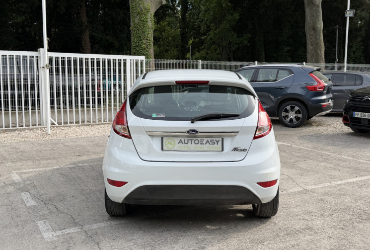 Ford Fiesta 1.5 TDCI 75 Titanium 5 Portes  / 2ème Main / Climatisation 