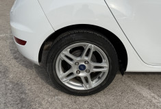 Ford Fiesta 1.5 TDCI 75 Titanium 5 Portes  / 2ème Main / Climatisation 