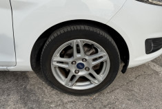 Ford Fiesta 1.5 TDCI 75 Titanium 5 Portes  / 2ème Main / Climatisation 