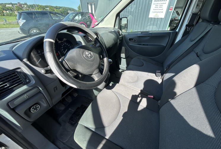 Toyota PROACE 2.0 D-4D 128 CH BVM6 L2H2 CLIM FOURGON OU VAN AMÉNAGÉ !