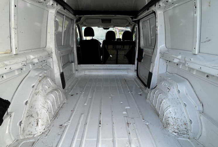 Toyota PROACE 2.0 D-4D 128 CH BVM6 L2H2 CLIM FOURGON OU VAN AMÉNAGÉ !