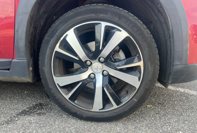 Peugeot 2008 1.2 PureTech 130ch S&S GT LINE BVM6 / Courroie de distribution OK