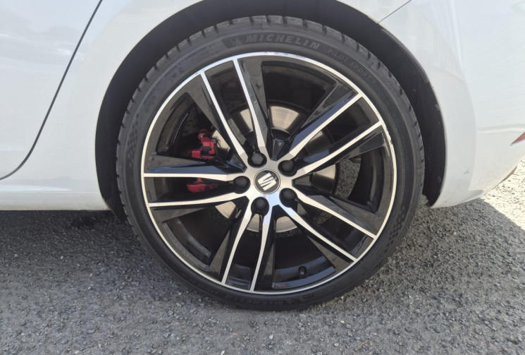 SEAT Leon CUPRA III (5F1) PHASE 2 2.0 TSI DSG6 300 CV BOITE AUTOMATIQUE