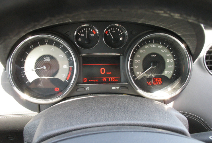 Peugeot RCZ 1.6 THP 200 FELINE 76.000 KM