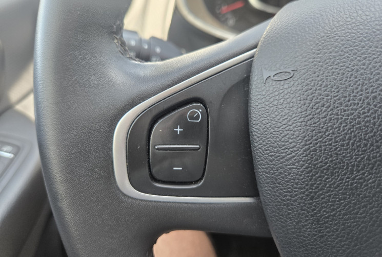 Renault Clio 1.5 dCi FAP 75 cv Business * Distribution ok * entretien full Renault *