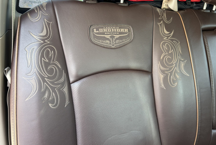 Dodge RAM 1500 Longhorm 5.7 V8 hemi 395 cv GPL