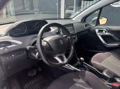Peugeot 2008 1.6 HDI 92 boite automatique allure