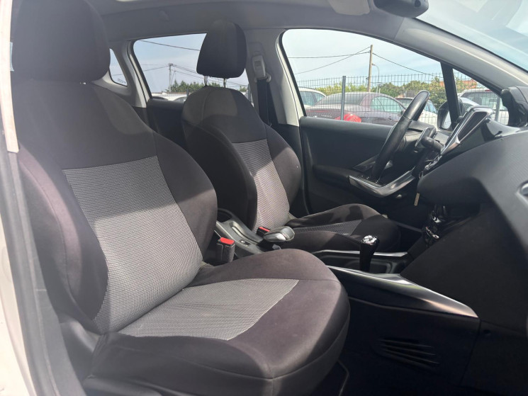 Peugeot 2008 1.6 HDI 92 boite automatique allure