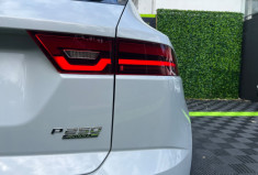 Jaguar E-Pace  P250 2.0 i 16V AWD 250 cv R-Dynamic SE