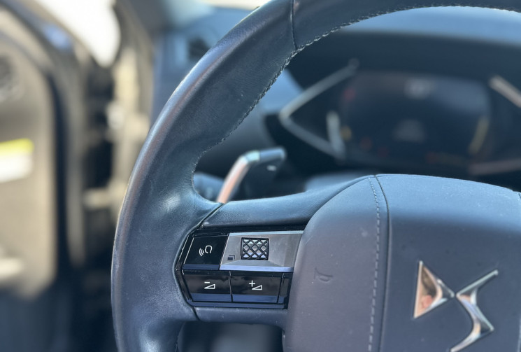 DS DS 3 Crossback  BlueHDi 130ch Grand Chic Automatique / MOTEUR A CHAINE DE DISTRIBUTION 