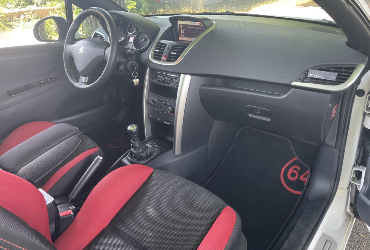 Peugeot 207 CC 1.6e 16V EDITION 64 / 120 CV / CONTROLE TECHNIQUE OK