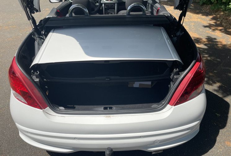 Peugeot 207 CC 1.6e 16V EDITION 64 / 120 CV / CONTROLE TECHNIQUE OK