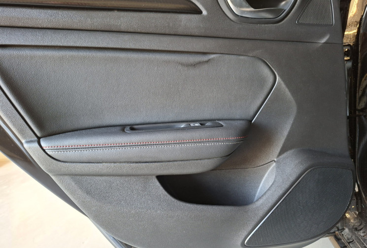 Renault Megane IV 1.3 TCE 140 FAP RS LINE EDC 7 / 1ER MAIN / ENTRETIEN A JOUR