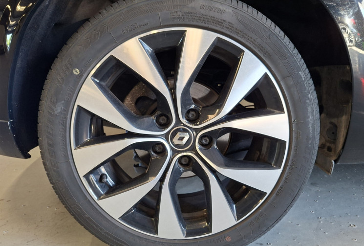 Renault Megane IV RS LINE 1.3 TCE 140 FAP EDC 7 / 1ER MAIN / ENTRETIEN A JOUR