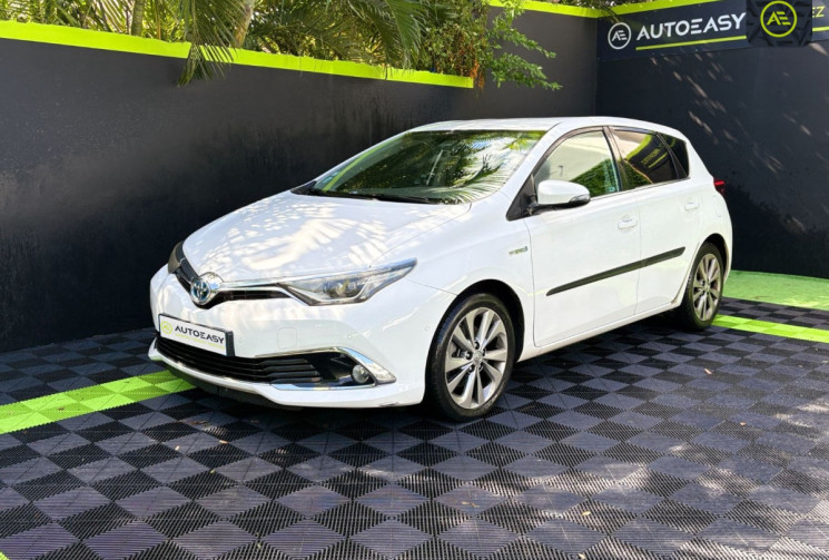 Toyota AURIS  Hatchback 1.8 VVT-i CVT 136cv